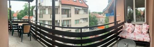 Trakia Street Apartment - image 2