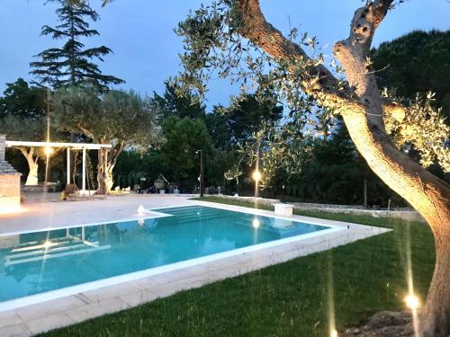 Úszómedence, Trulli Storie di Puglia - Private Pool in San Bartolomeo