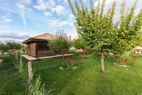 El BURGO DE OSMA ALOJAMIENTO RURAL VILLA BAGH Room Type - Bungalow with Garden View