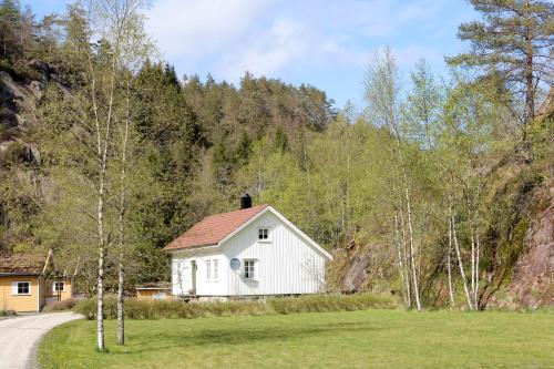 Accommodation in Feda
