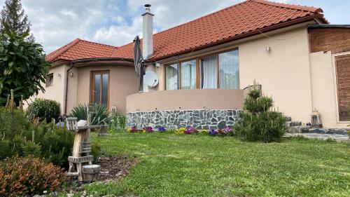 Exterior view, SunsetT+T residence in Hidasnémeti