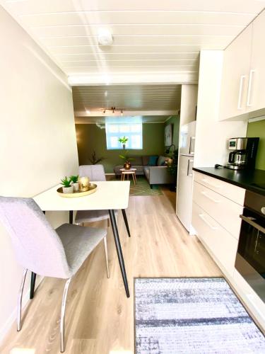 Kitchen, Villa Lovise Riverside in Stranda