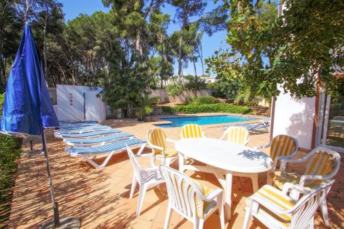 Villa with Private Pool room in El Pinar - sea view villa with private pool in Moraira
