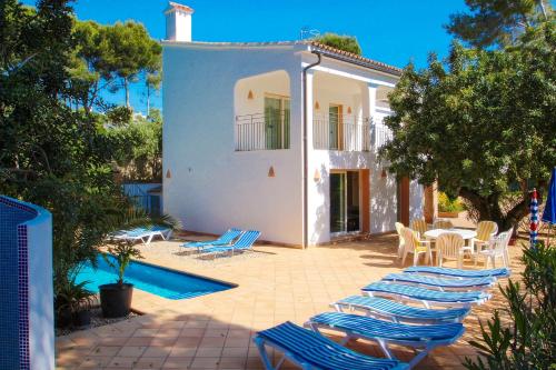 El Pinar - sea view villa with private pool in Moraira