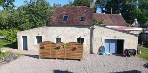 Au Petit Bezion gîte à louer Sarceaux