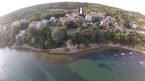  Apartments Lovrić in Posedarje
