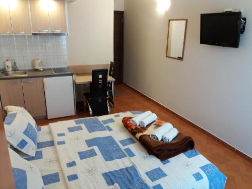 Apartments Kojic - image 4