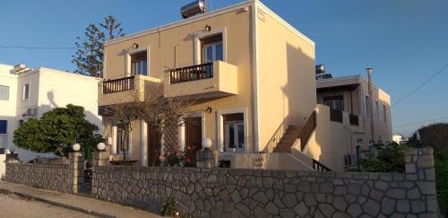 Apartment in Adamas 