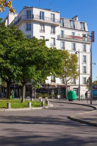 Hôtel de la Place des Alpes, Paris