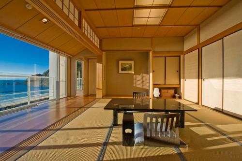 Nishiizu Crystal View Hotel Set in a prime location of Izu, Crystal View Hotel puts everything the city has to offer just outside your doorstep. Featuring a satisfying list of amenities, guests will find their stay at the proper