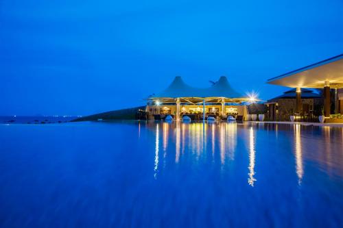 プール, フュージョン リゾート カムラン オールスパ インクルーシブ (Fusion Resort Cam Ranh - All Spa Inclusive) in ニャチャン
