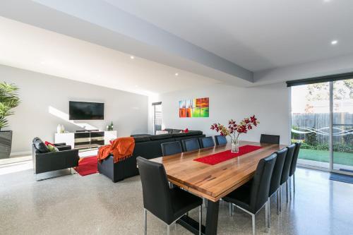 Grandview Luxury 11
