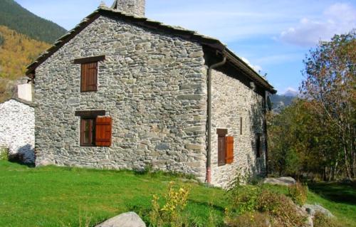 Chalet de 3 chambres avec jardin amenage et wifi a Saint Andre a 8 km des pistes - Saint-André