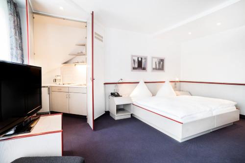 Hennedamm Hotel - image 8