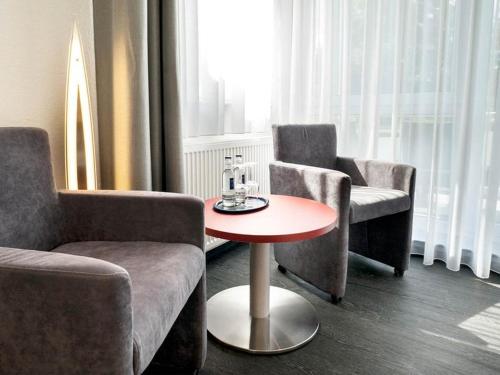 Hennedamm Hotel - image 12