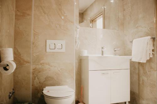 Hotel Villa Matic - image 9
