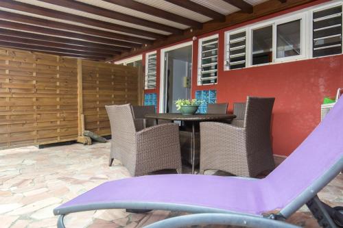 Appartement de 2 chambres avec terrasse amenagee et wifi a Fort de France a 4 km de la plage - Location saisonnière - Fort-de-France