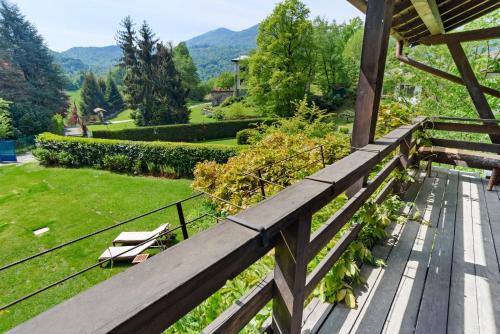 Balcony/terrace, Lovely Villa with huge Garden surrounded by Nature in Civenna