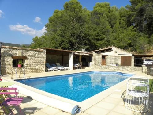 Villa de 3 chambres avec piscine privee jardin clos et wifi a Lioux - Accommodation