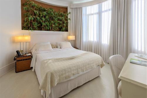 Standard Double Room room in Amazonia Estoril Hotel