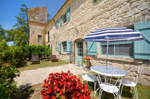 Maison de 2 chambres avec piscine partagee jardin amenage et wifi a Saintes Maries de la Mer - Location saisonnière - Saintes-Maries-de-la-Mer