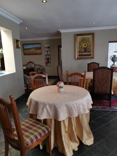Erasmus Manor Guest House