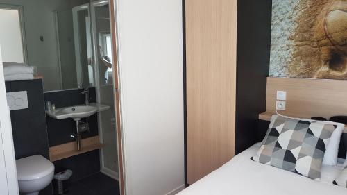 Appart Hotel Montchapet Dijon Centre - image 2