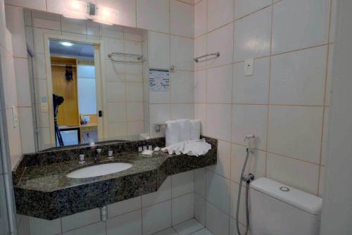 Standard Room image 9