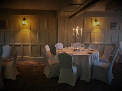 The Lansdowne Hotel - main image