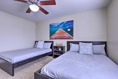 Luxurious Vegas Digs Hot Tub, BBQ, Cabana and More!