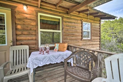 Rustic Davis Cabin Less Than half Mile to Turner Falls!