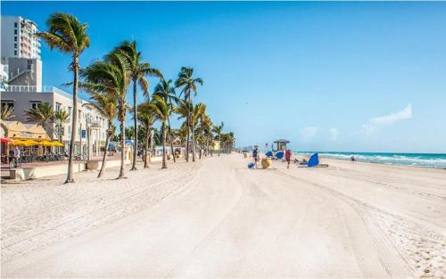 Bposhtels Hollywood Florida in Hallandale Beach (FL)