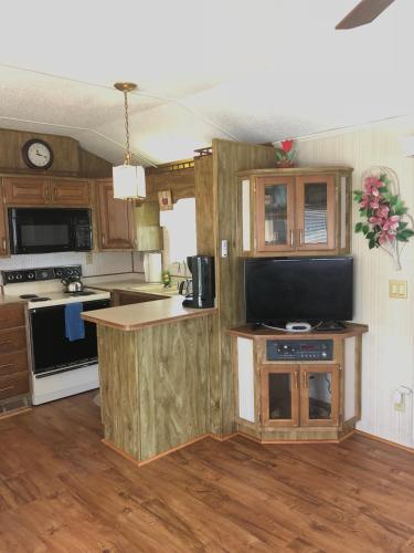 Woody's RV Resort LLC - 주방