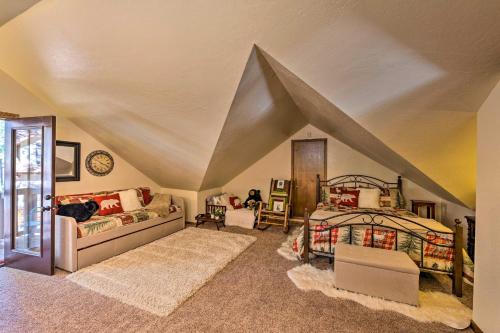 Pinetop Cabin with Yard Less Than 6 Mi to Woodland Lake Park - image 8