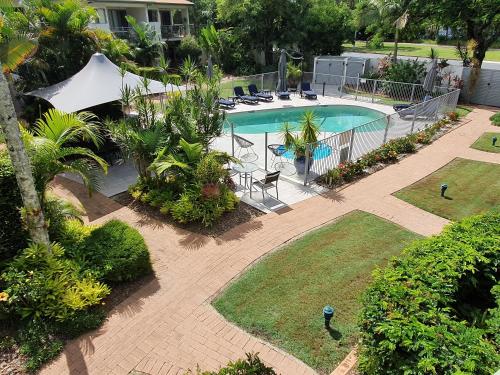 Noosa River Retreat Apartments - Perfect for Couples & Business Travel