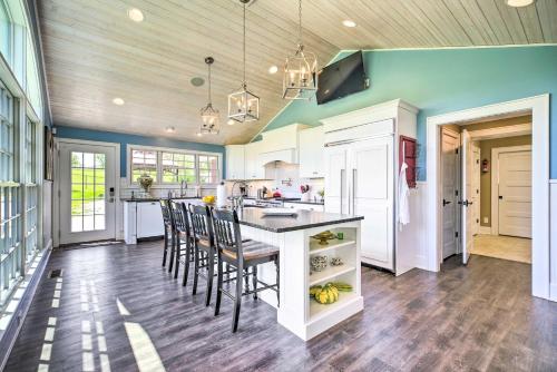 Grand LaFollette Home with Covered Patio on 40 Acres! - image 7