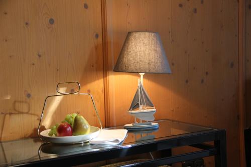 Villa Zollhaus Bed & Breakfast 7.8km von Jengen entfernt