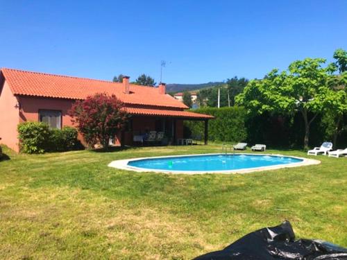 Villa with 2 bedrooms in Pontevedra with private pool and enclosed garden 8 km from the beach