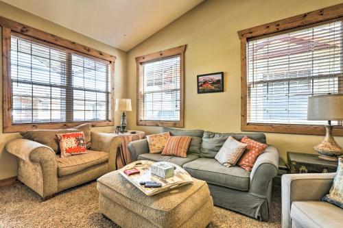 . Mtn-View Driggs Condo - 36 Mi to Jackson Hole Ski!