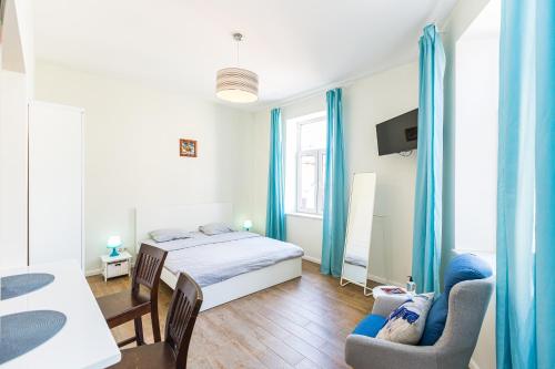 Rynok Square top location apartment - image 3
