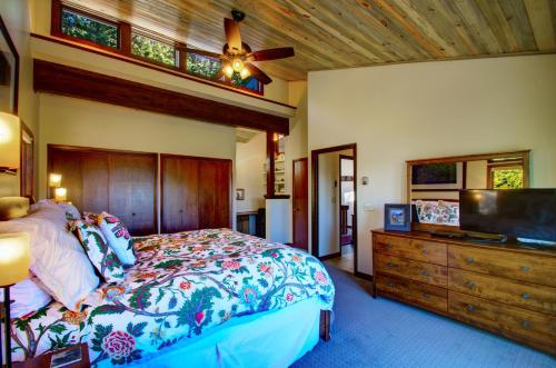 Frost Home - image 9