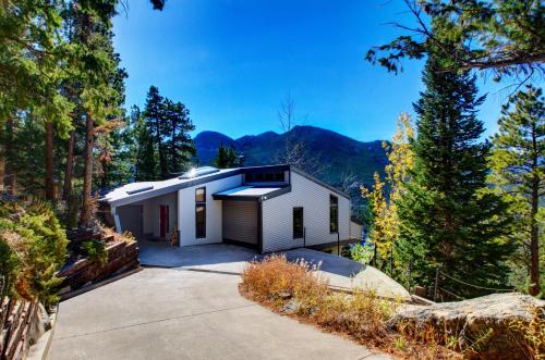 Frost Home - image 8