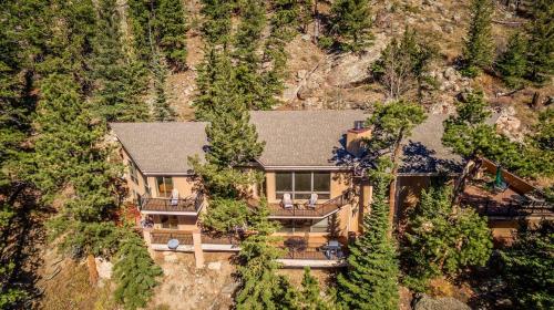 The Cedars Luxury Home At Windcliff Home - image 2