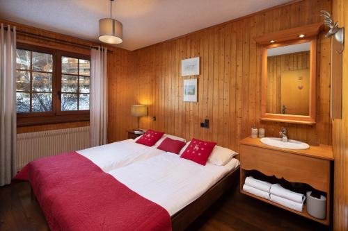 Petit Paradis Room Type - Double Room with Shared Bathroom