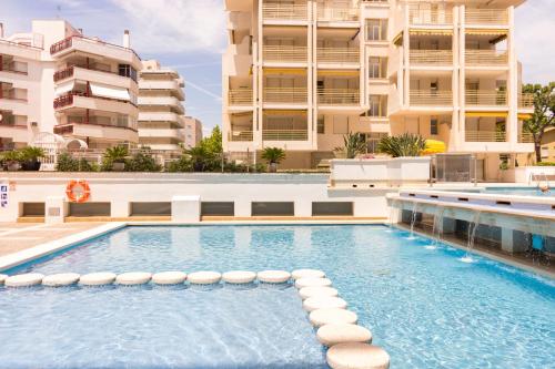 Estudio a 100 metros de la playa - main image