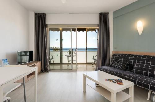 Flats Friends Atlantida - image 9