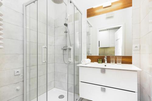Apartments Warsaw Business Center by Renters - image 9