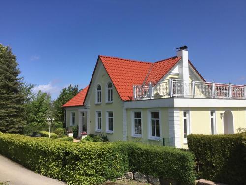 Ambiente 6.7km von Neu-Schwensbyhof entfernt