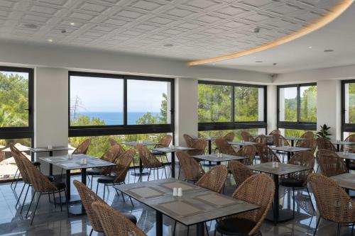 Atalanti Boutique Hotel - image 2