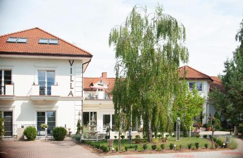 Вхід, Hotel Villa Hubertus Kutno in Кутно